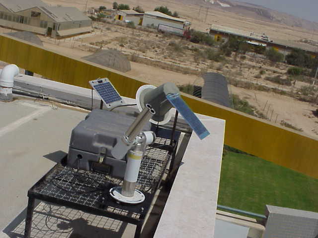 Fig 2 sun photometer at Sede_Boker.JPG