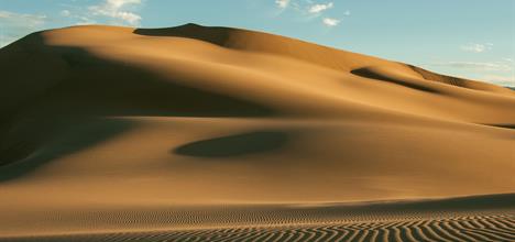 gobi-desert-hot-sand-dune-37544.jpeg